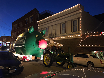 Bank of Washington big inflatable pig dressed as Rudolph for the 2015 Holiday Parade of Lights